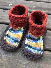 Cargar imagen en el visor de la galería, Pantufla de lana talla 24